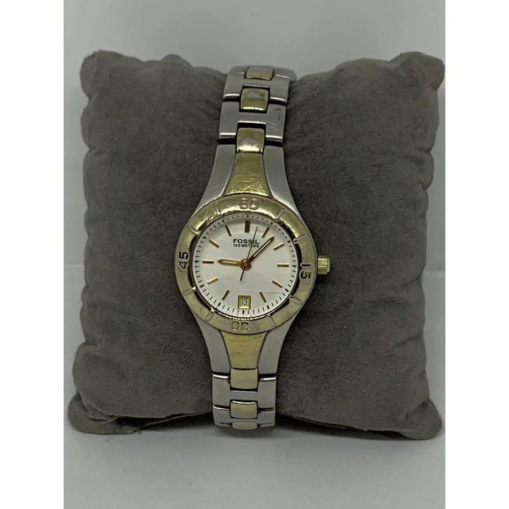 Fossil AM3860 Women's Stainless Steel Analog White Dial Quartz Wrist Watch GE14